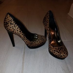 VIA NEROLI Cheetah Print heels